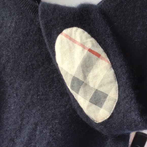 Authentic Burberry cashmere sweater💕 - Picture 3 of 7